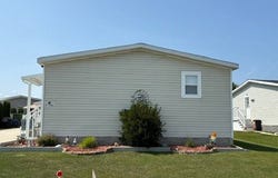 57545 Miller Ct, Lenox, MI 48048