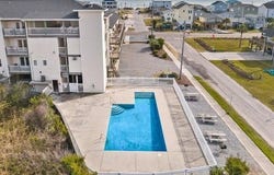 1501 N New River Drive, Surf City, NC 28445