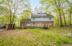 297 Alamae Lakes Road, South Franklin, PA 15301