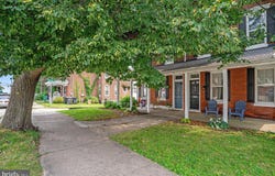 422 W HIGH STREET, PHOENIXVILLE, PA 19460