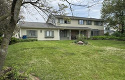 10859 Bunker Drive, DeMotte, IN 46310