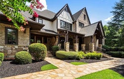 989 Middle Fork Trail, Suwanee, GA 30024