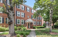 2950 S COLUMBUS STREET, ARLINGTON, VA 22206