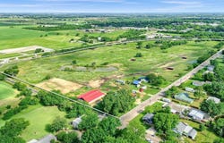 629 Broadway Street, Whitesboro, TX 76273