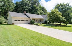 334 Bridgewood Drive SE, Conyers, GA 30094