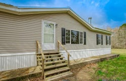 18307 Robert Denham Rd, Prairieville, LA 70769