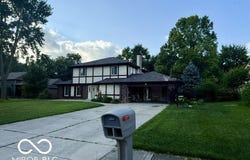 888 Briarwood Drive, Greenwood, IN 46142