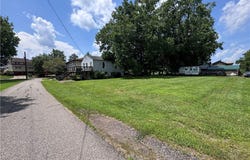 Charles Street, Marietta, OH 45750