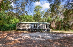 8118 COUNTY LINE Road, Melrose, FL 32666