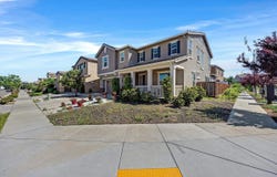 1710 Flora Way, Tracy, CA 95376