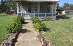 206 W Conner Avenue, Fairland, OK 74343