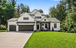 8802 Lapham Drive NE, Rockford, MI 49341