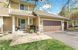 3851 Featherstone Circle, Woodbury, MN 55125