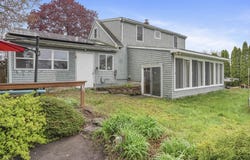 33 Cynthia Drive, West Haven, CT 06516