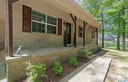 409 Harris Street NW, Hartselle, AL 35640