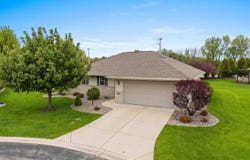 1126 PRINCESS DOVE Circle, DE PERE, WI 54115