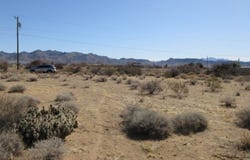 5193 W Burro Drive, Golden Valley, AZ 86413