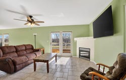 1319 Leitha Terrace, Waverly, IA 50677