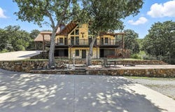 6135 Dobbs Valley Road, Millsap, TX 76066