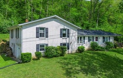 334 Wartrace Highway, Pleasant Shade, TN 37145