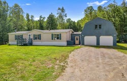 469 Townhouse Road, Kenduskeag, ME 04450