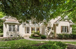 125 Falling Water Way, Wallace, NC 28466