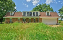 356818 East 1070 Road, Prague, OK 74864