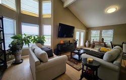 21201 Kathy LN, Spicewood, TX 78669