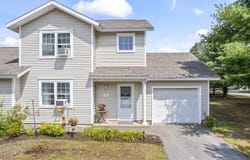 33 Guadalcanal Drive, Brunswick, ME 04011