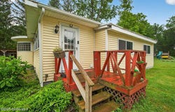 108 State Route 67, White Creek, NY 12057