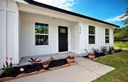 936 S 10th St, Aransas Pass, TX 78336
