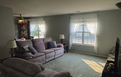 8213 Lincoln Circle, Merrillville, IN 46410