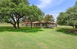 153 Eagle Canyon Drive, China Spring, TX 76633