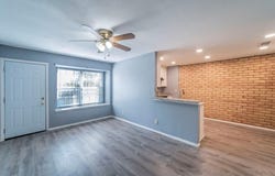 24 W Mountain Creek Drive, Grand Prairie, TX 75052