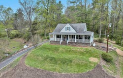 6923 Old Mill Rd, Roanoke, VA 24018