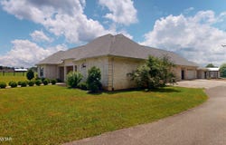 440 Doak Mason Road, Jackson, TN 38305