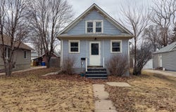 931 Beach Ave SE, Huron, SD 57350