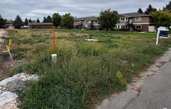 381 W RASPBERRY PATCH Rd, Garden City, UT 84028