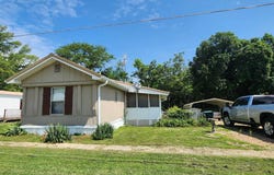 20599 Chipmunk, Wheatland, MO 65779