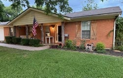 604 Caduceus Lane, Hurst, TX 76053