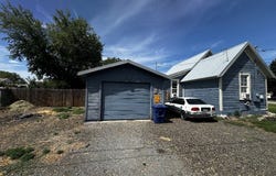 362 S 4TH ST, Union, OR 97883