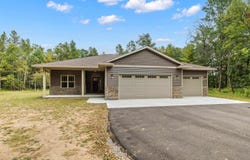1403 SKYLINE DRIVE, Stevens Point, WI 54482