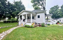 601 Pleasant Avenue, Boyne City, MI 49712