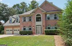 1496 Fallsbrook, Acworth, GA 30101