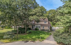 46 Golf Club Circle, Manorville, NY 11949