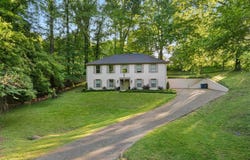 2001 Jefferson Ave, Florence, AL 35630