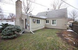 22779 Almond Avenue, Eastpointe, MI 48021