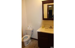 100 N WASHINGTON Street, Salem, IL 62881