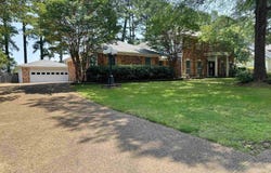 8264 WHISPERING PINES, Germantown, TN 38139