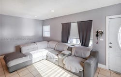 571 E 60th St, Hialeah, FL 33013